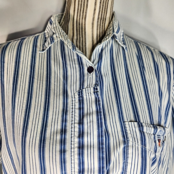 Catrina LTD Blue & White Striped Button Down Long Sleeve Top w/Pocket Sz Medium - Picture 2 of 12